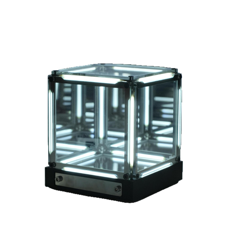 EPTL0612Modern LED Cube Table Lamp Decorative Mirror Light